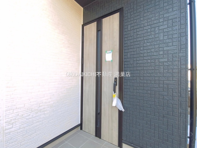 【玄関】 | 北本市東間4期　新築戸建　全5棟　5号棟