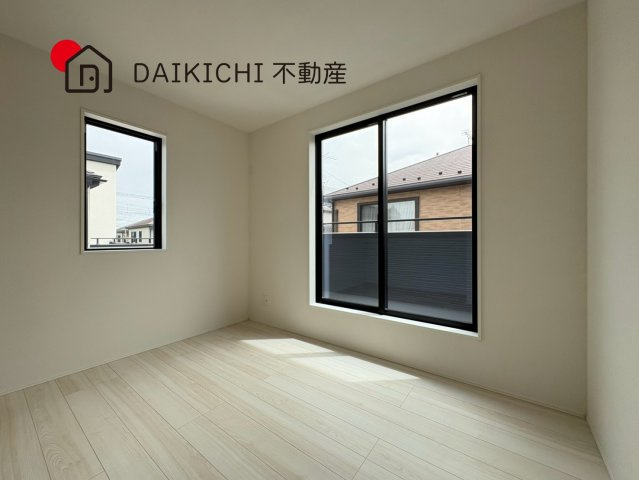 【洋室】 | 北本市東間4期　新築戸建　全5棟　4号棟