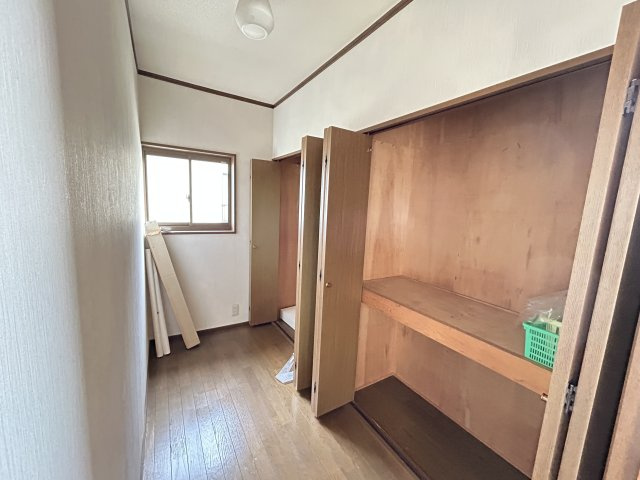 阿南市那賀川町上福井堂免中古戸建の収納