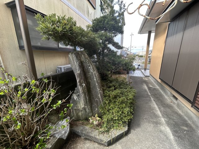 阿南市那賀川町上福井堂免中古戸建の庭