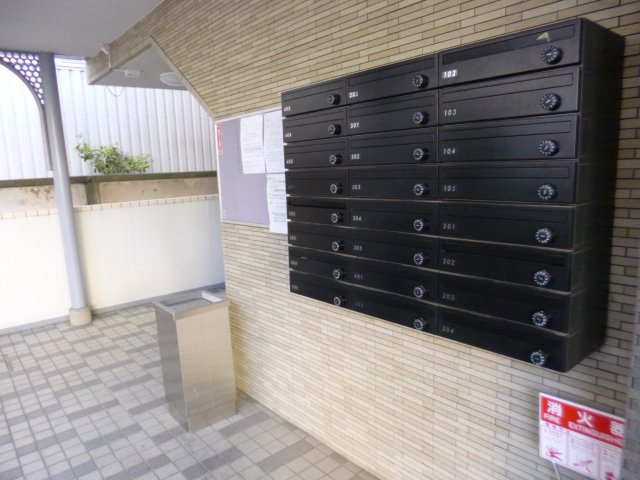 東府中マンションのロビー