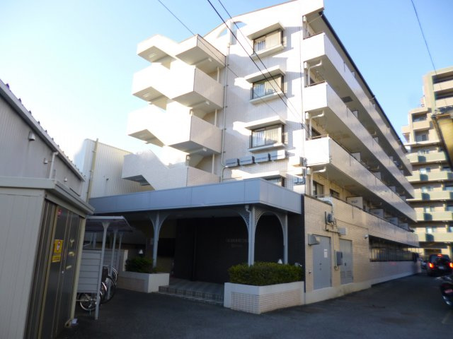 東府中マンションの外観