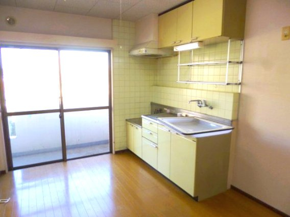 東府中マンションの居間・リビング