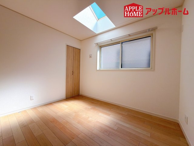 [新築住宅] さいたま市浦和区大東2丁目 全3棟の洋室|２階居室は全室収納あり！たっぷりある収納活用でお部屋もキレイを保てます♪