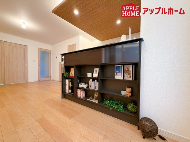 [新築住宅] さいたま市浦和区大東2丁目 全3棟の居間・リビング|１日の長い時間を過ごす大切なリビングだから、広さ日当たりとことんこだわりましょう♪ぜひこの空間を実際にご体感ください！