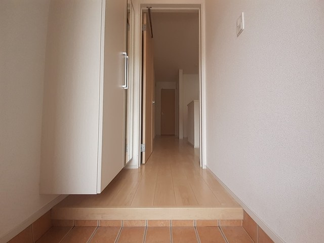 コウジィー・コートⅡの玄関