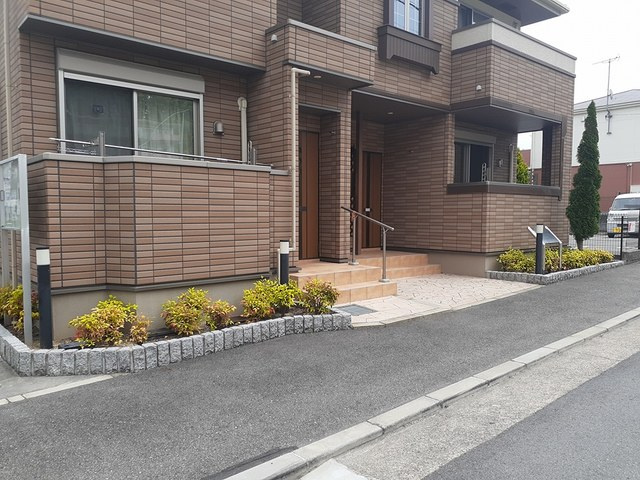 コウジィー・コートⅡのエントランス