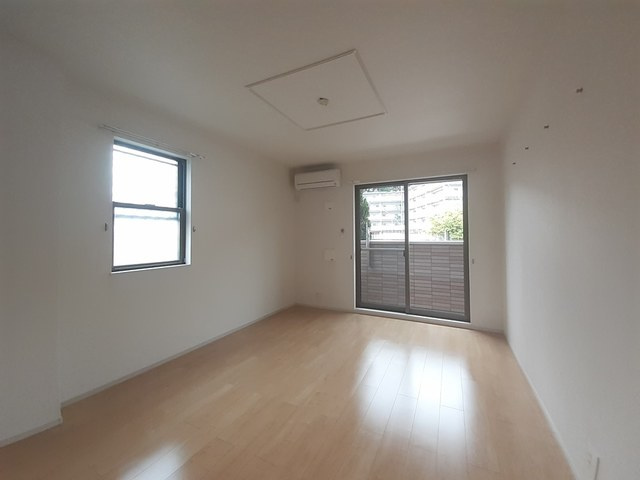 コウジィー・コートⅡの居間・リビング