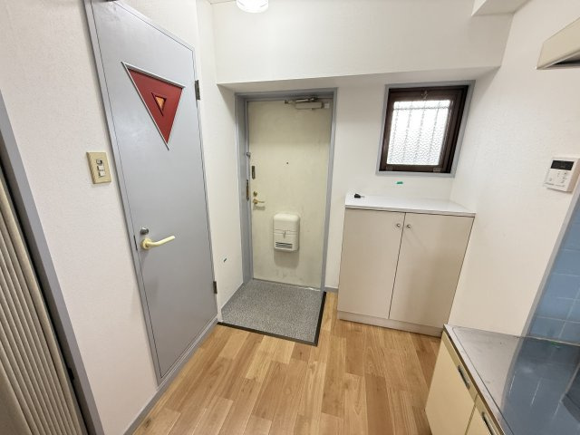 【玄関】 | 鶴見緑地ハイツ弐番館