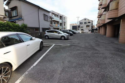 【駐車場】 | 鶴見緑地ハイツ弐番館