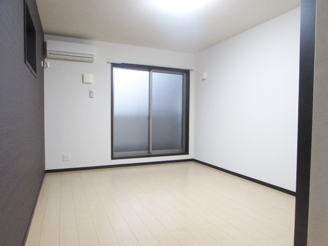 フジパレス宝塚南Ⅰ番館の居間・リビング