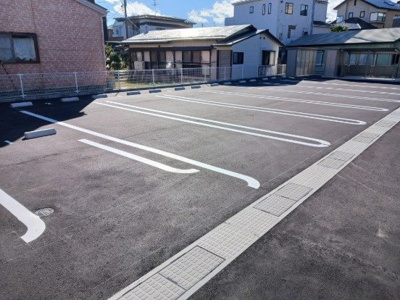 【駐車場】 | エルピス