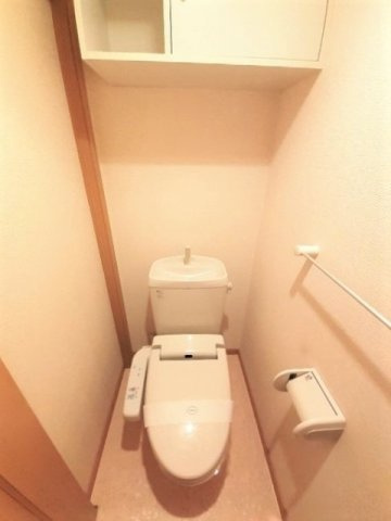 カサデルソレアードのトイレ|ゆったりとした空間のトイレです