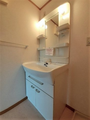 カサデルソレアードの洗面所|コンパクトで使いやすい洗面所