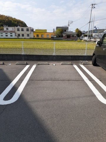 カサデルソレアードの駐車場|駐車場に車を止められます
