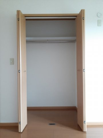 カサデルソレアードの収納|ちょっとした収納スペースも充実しています