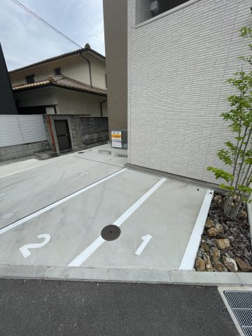 Lino月見山の駐車場