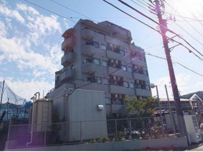 【エントランス】 | マック平山城址公園コート(マックヒラヤマジョウシコウエンコート)