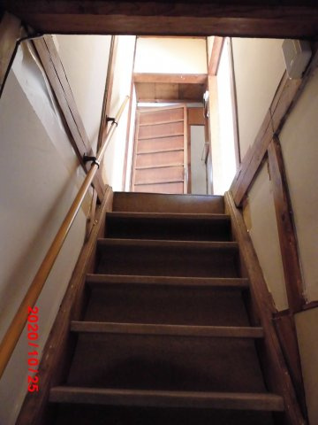 テラスハウス川根　東棟のその他|階段