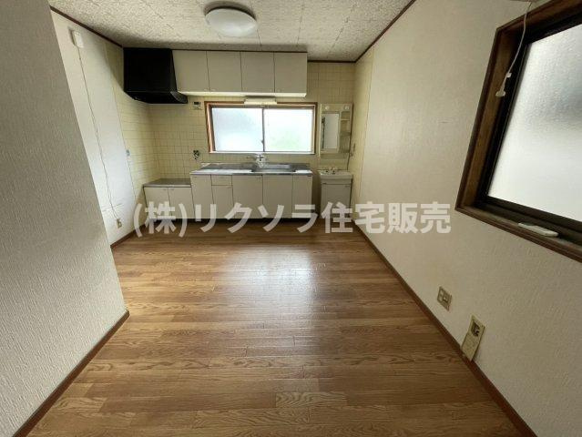 藤田町４丁目　中古一戸建てのダイニング|LDK10.0帖
■物件内覧・資金計画相談・住宅ローン相談、リフォーム相談、お問合せ受付中■
※当日・翌日のご内覧、ご相談はお電話でのお問合せがスムーズです！