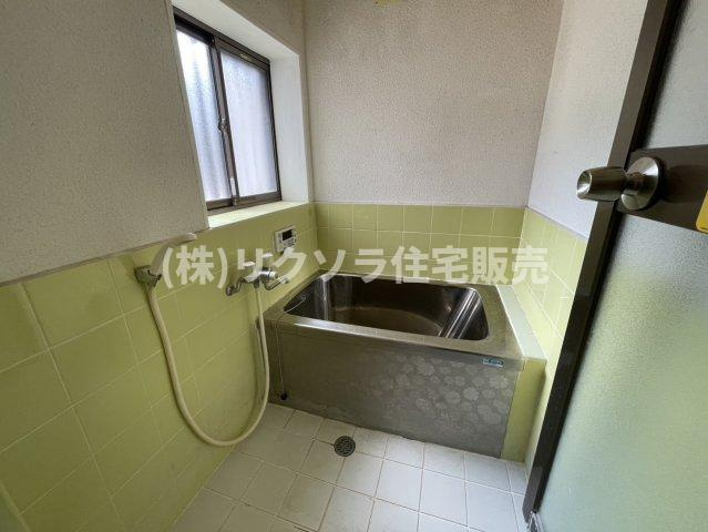 藤田町４丁目　中古一戸建ての浴室|■物件内覧・資金計画相談・住宅ローン相談、リフォーム相談、お問合せ受付中■
※当日・翌日のご内覧、ご相談はお電話でのお問合せがスムーズです！