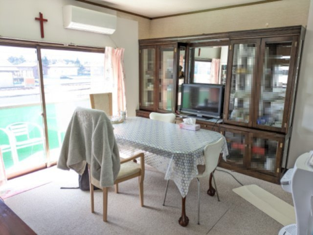 【居間・リビング】 | 大網白里市南横川　店舗付住宅 | 2階　LDK