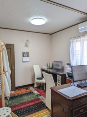 【洋室】 | 大網白里市南横川　店舗付住宅 | 2階　洋室①