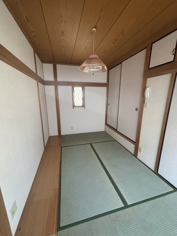 大開通５丁目戸建の内装