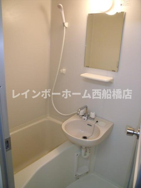 KENEDIX船橋の浴室