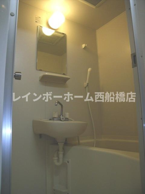 KENEDIX船橋の洗面所