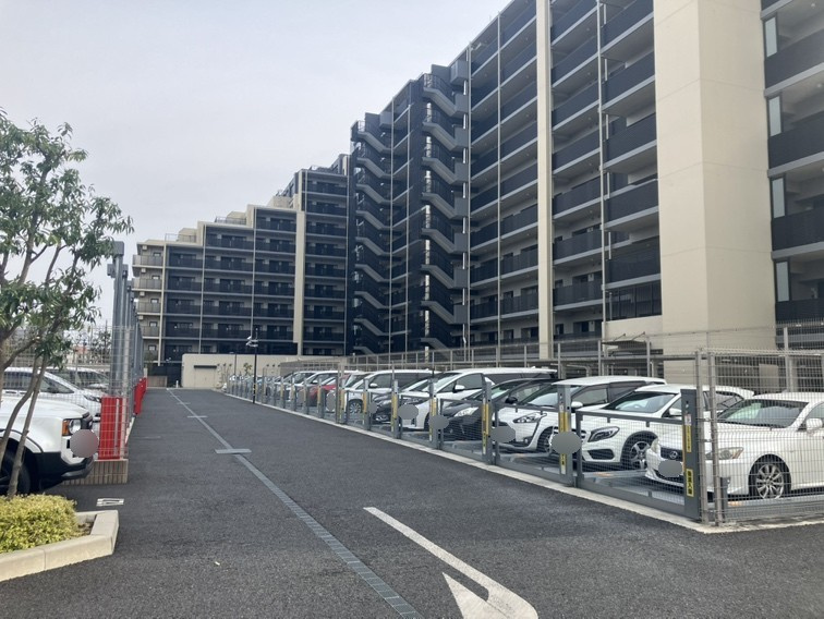 レーベン上尾GRAN MAJESTAの駐車場|駐車場