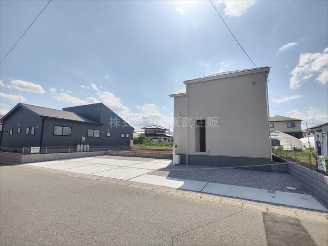 【前面道路含む現地写真】の画像