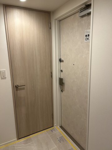 ルネッサンスタワー上野池之端の玄関