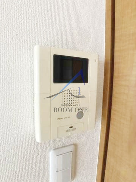 ラ・スカリナータのセキュリティ|モニター付きインターホンです。
