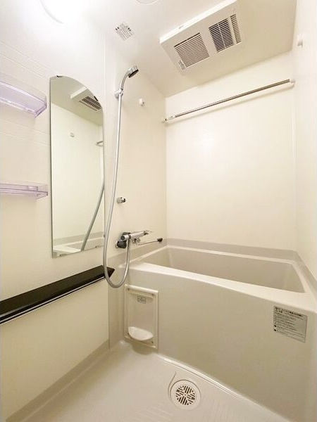 アドバンス名古屋モクシーの浴室