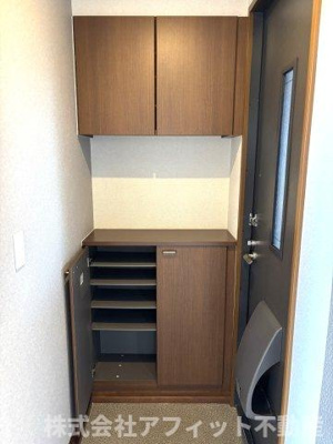 【玄関】 | テシマヤードB棟 | シューズボックス