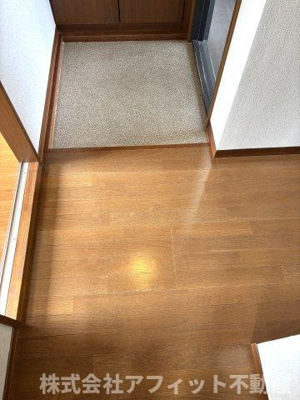 【エントランス】 | テシマヤードB棟