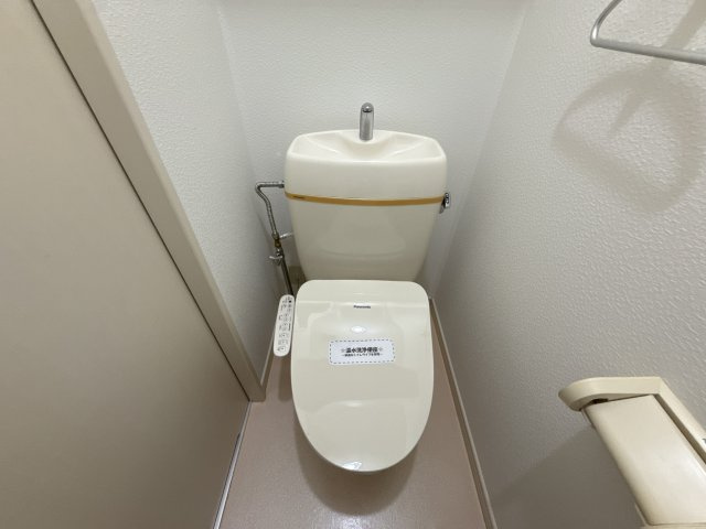 ヴィラージュ大開 B棟のトイレ