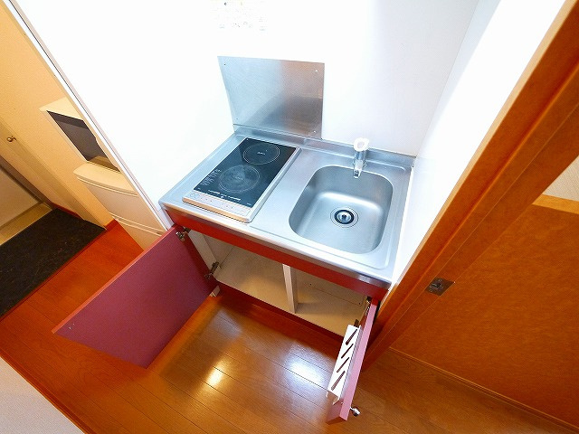 レオパレスメルベーユ西大寺のキッチン|きれいなキッチンです