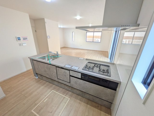 八王子市　長房町　新築一戸建て　８期のキッチン|～オシャレで使い勝手の良いオープンキッチン～