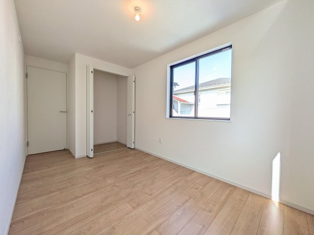 八王子市　長房町　新築一戸建て　８期の収納|～収納力の高いクローゼット完備～