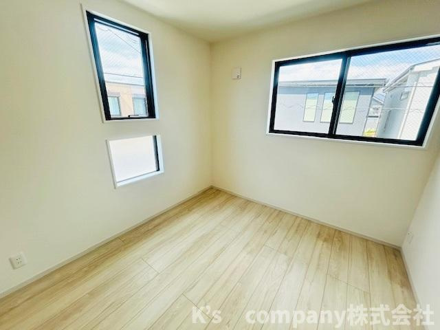 茅ヶ崎市今宿　新築戸建　1号棟の洋室|洋室5.2帖◇