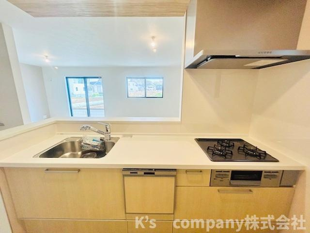 茅ヶ崎市今宿　新築戸建　1号棟のキッチン|リビングご家族を感じながらお料理ができるカウンターキッチン☆
