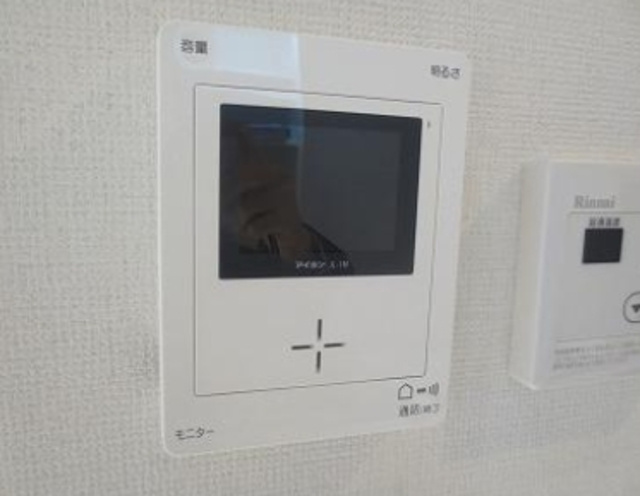 AZEST-RENT上池台のセキュリティ|モニター付きインターホンです。