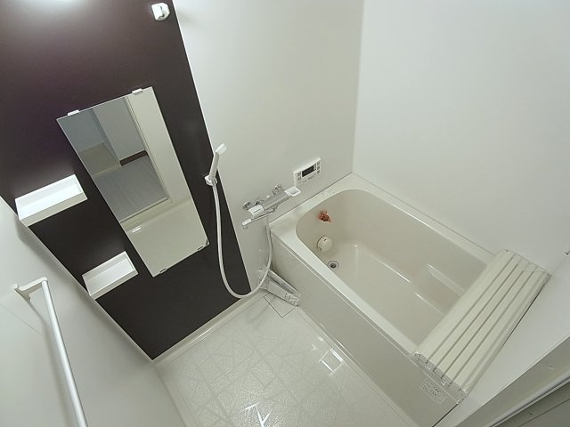 ハーデンハイツの浴室|入替済み綺麗に生まれ変わった追炊き付バスルーム