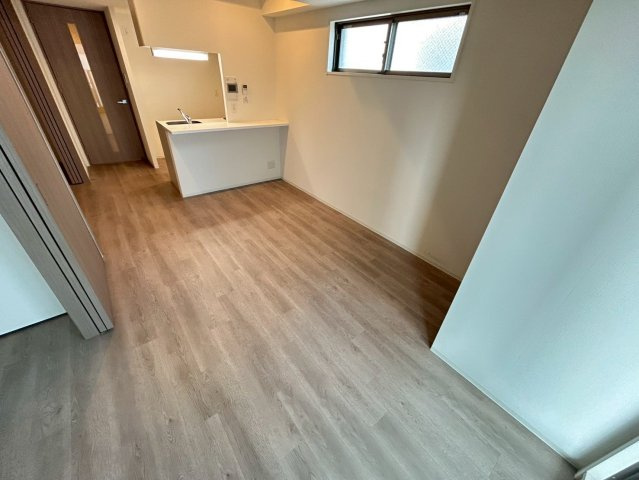 アーバネックス西本町の洋室