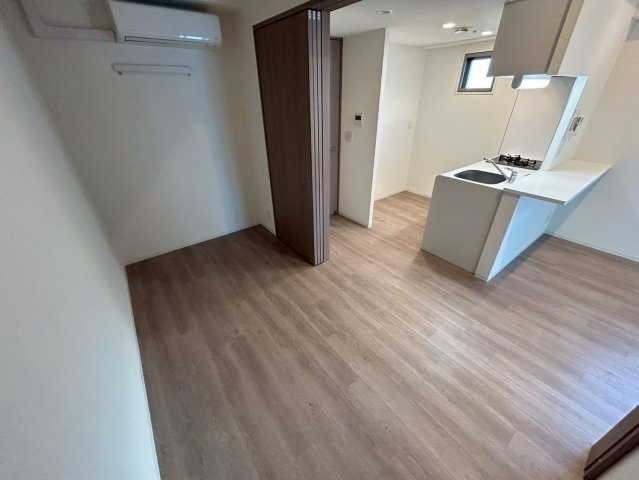 アーバネックス西本町の洋室