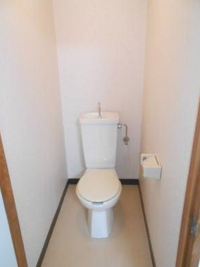 エンジュリー中野のトイレ