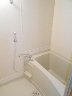 エンジュリー中野の浴室