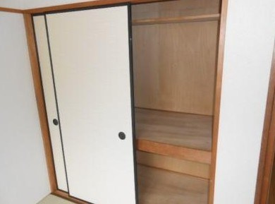 エンジュリー中野の収納